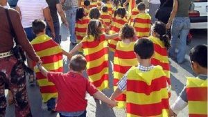 Oltra, Compromís y el negocio del catalanismo