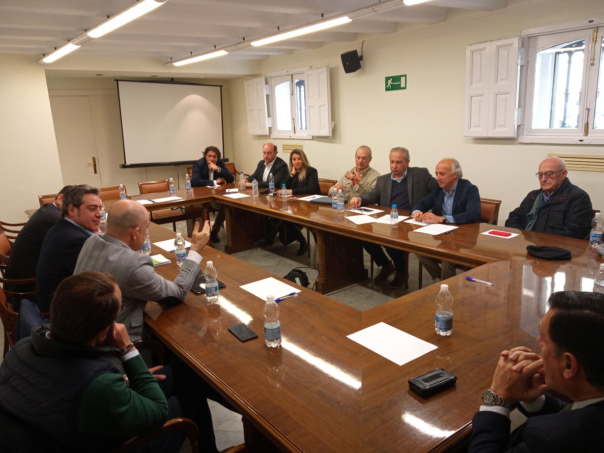 José María llanos apuesta por reducir al mínimo el intervencionismo del estadop en políticas de vivieda y urbanismo