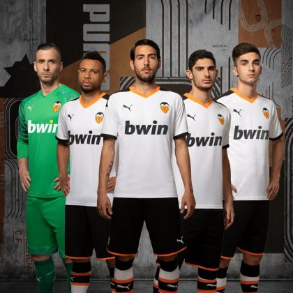 Puma presenta la nueva equipación del Valencia CF