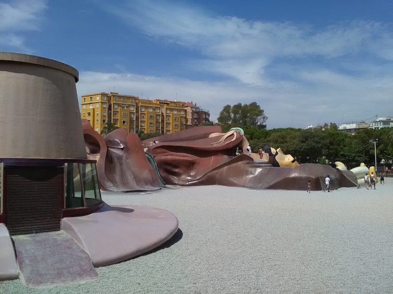 El parque del Gulliver cierra a las pocas horas de su reapertura tras 13 meses cerrado