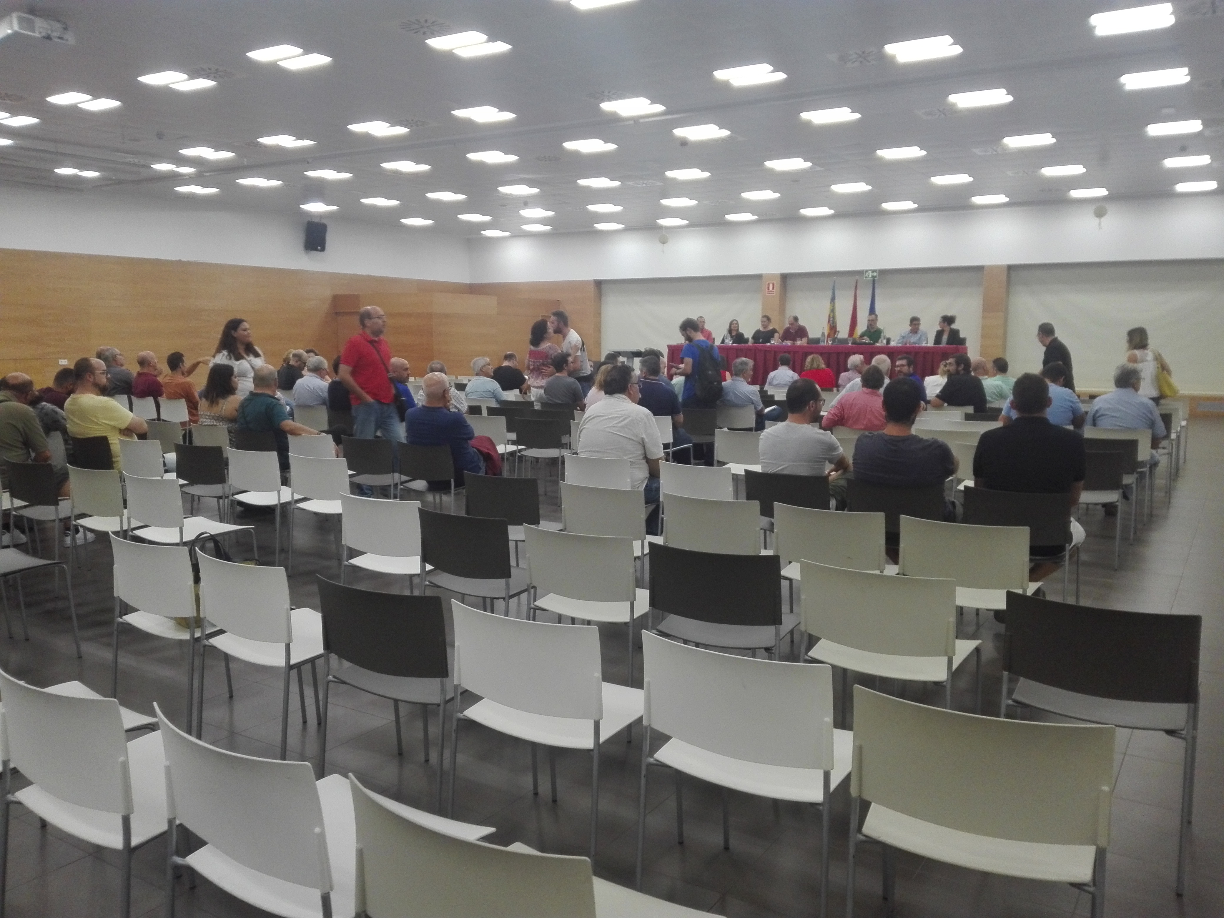 Las fallas se quedan sin poder solucionar dudas, en el limbo