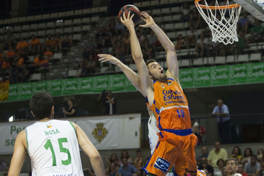 Valencia Basket abre la pretemporada ganando en Castellón (48-81)