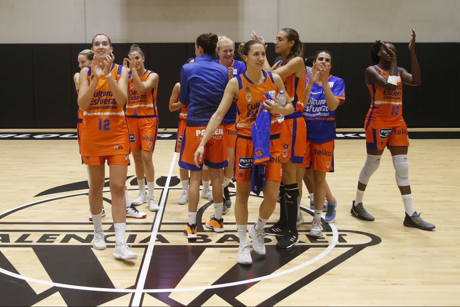 Valencia Basket exhibe su mejor versión en la tercera victoria de pretemporada (96-42)