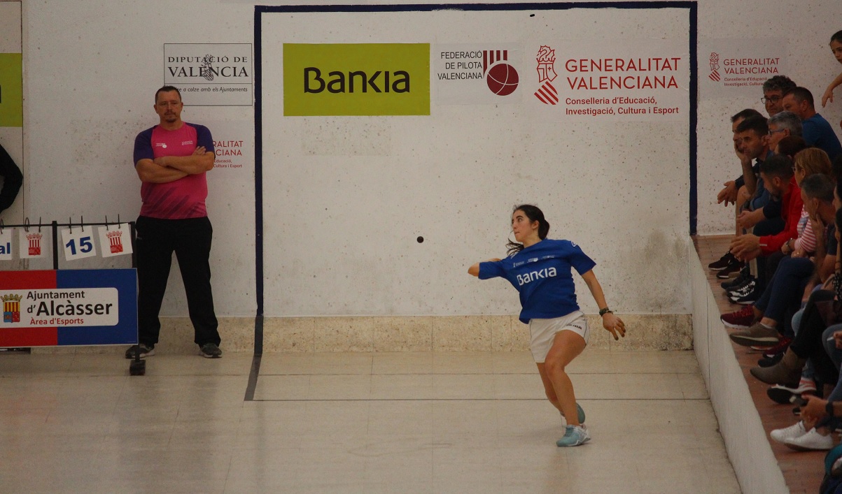 Victòria Díez, nueva reina del Individual Bankia Élite de raspall