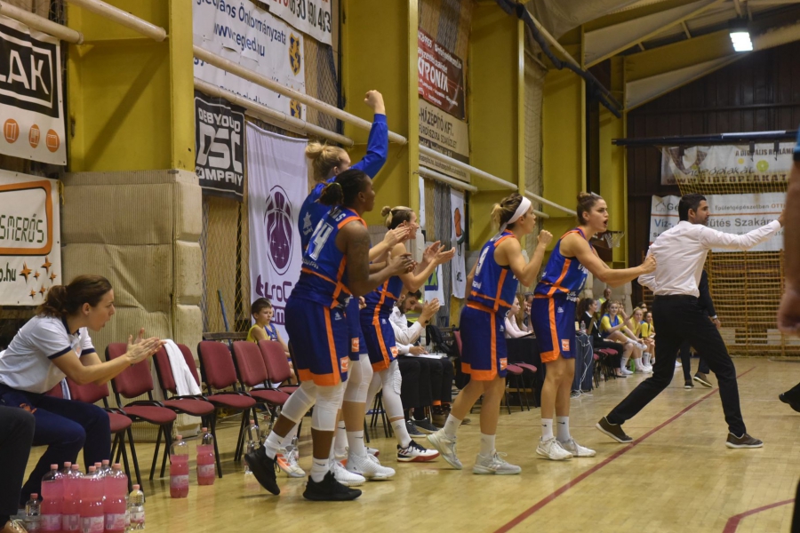 Valencia Basket estrena la Eurocup Women a lo grande (51-77)