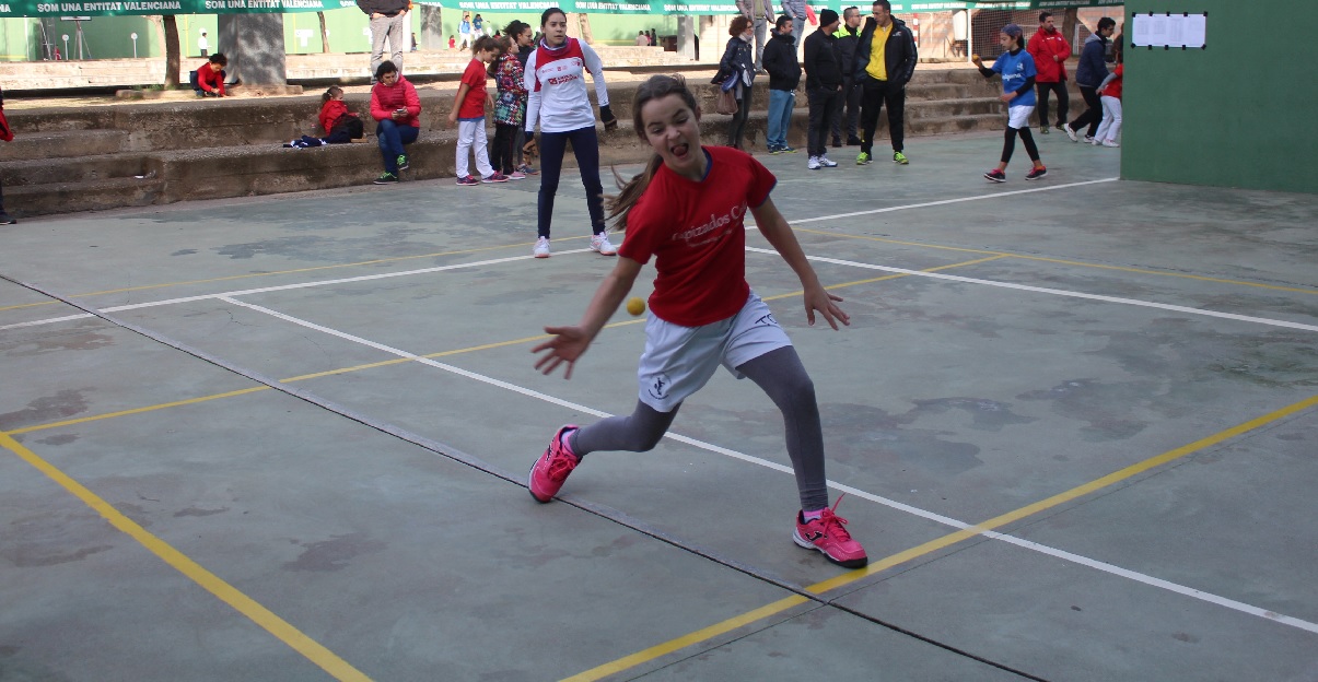 Gran fiesta femenina de los JECV en Tavernes Blanques en l´Horta Nort