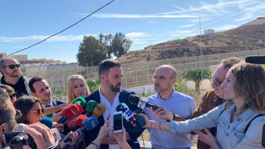 Santiago Abascal : «Quien entra ilegalmente en España tiene que ser repatriado»