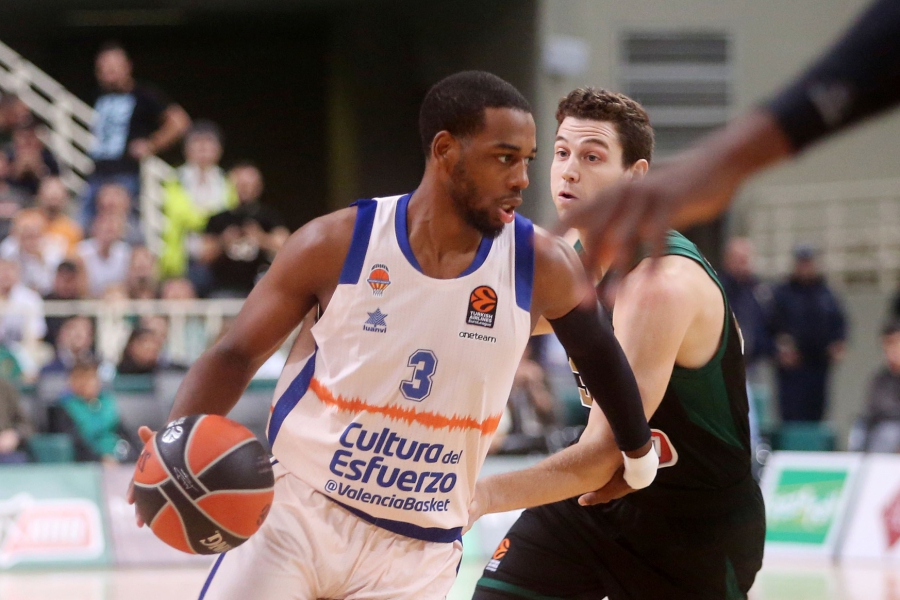Valencia Basket mejora pero no consigue ganar en el OAKA (91-80)