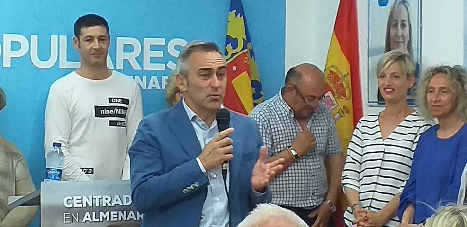 Miguel Barrachina: “Sánchez vuelve a ceder a ERC en perjuicio del cava valenciano con la complacencia de Puig