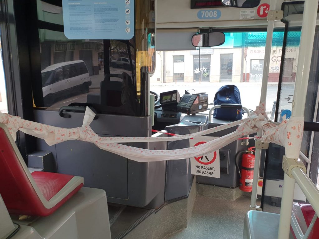 Los trabajadores de la EMT Valencia estallan contra la empresa