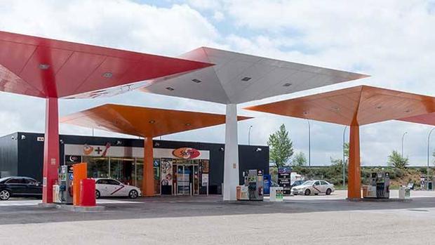 AEVECAR valora positivamente los servicios mínimos para las gasolineras