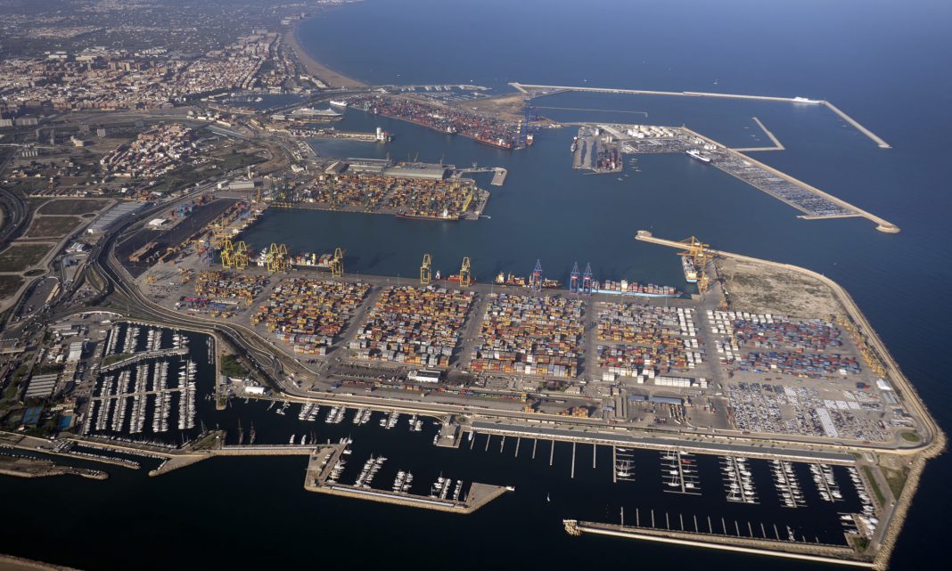 Cámara de España pide a la UE que modifique la directiva de mercados de derechos de emisión en su aplicación al transporte marítimo