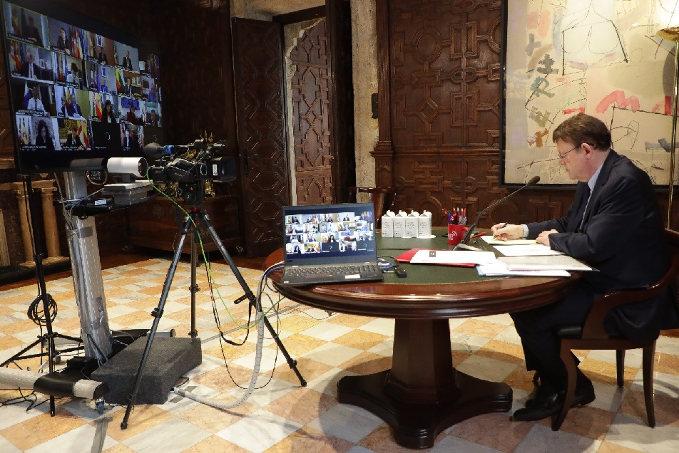 Ximo Puig comparece en el Palau para informar sobre la raunion de las CCAA con Pedro Sánchez