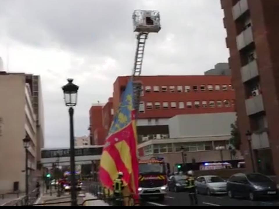 Los bomberos más valencianos y comprometidos con la sociedad
