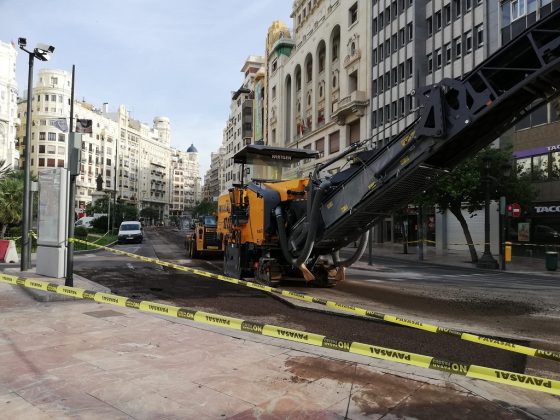 Casi un millar de vecinos no puede acceder a sus parkings en Ciutat Vella por las obras del Ayuntamiento