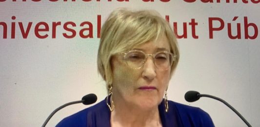 Las UCI y camas de hospitales con pacientes con coronavirus se reducen un 10% en una semana