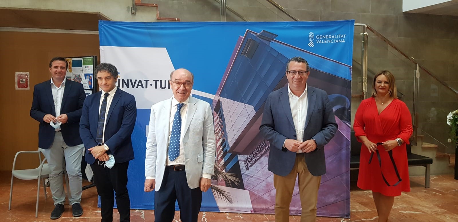 Colomer muestra su respaldo al turismo de la Comunitat y reivindica 'un reconocimiento y trato adecuado a un sector que siempre lo da todo'