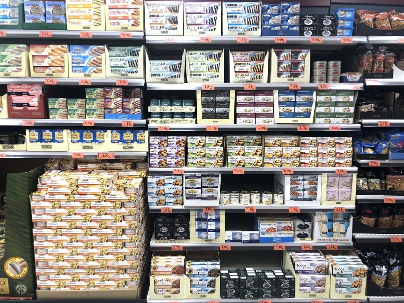Mercadona incrementa un 40% las ventas de los mejillone y berberechos , reyes del aperitivo en casa