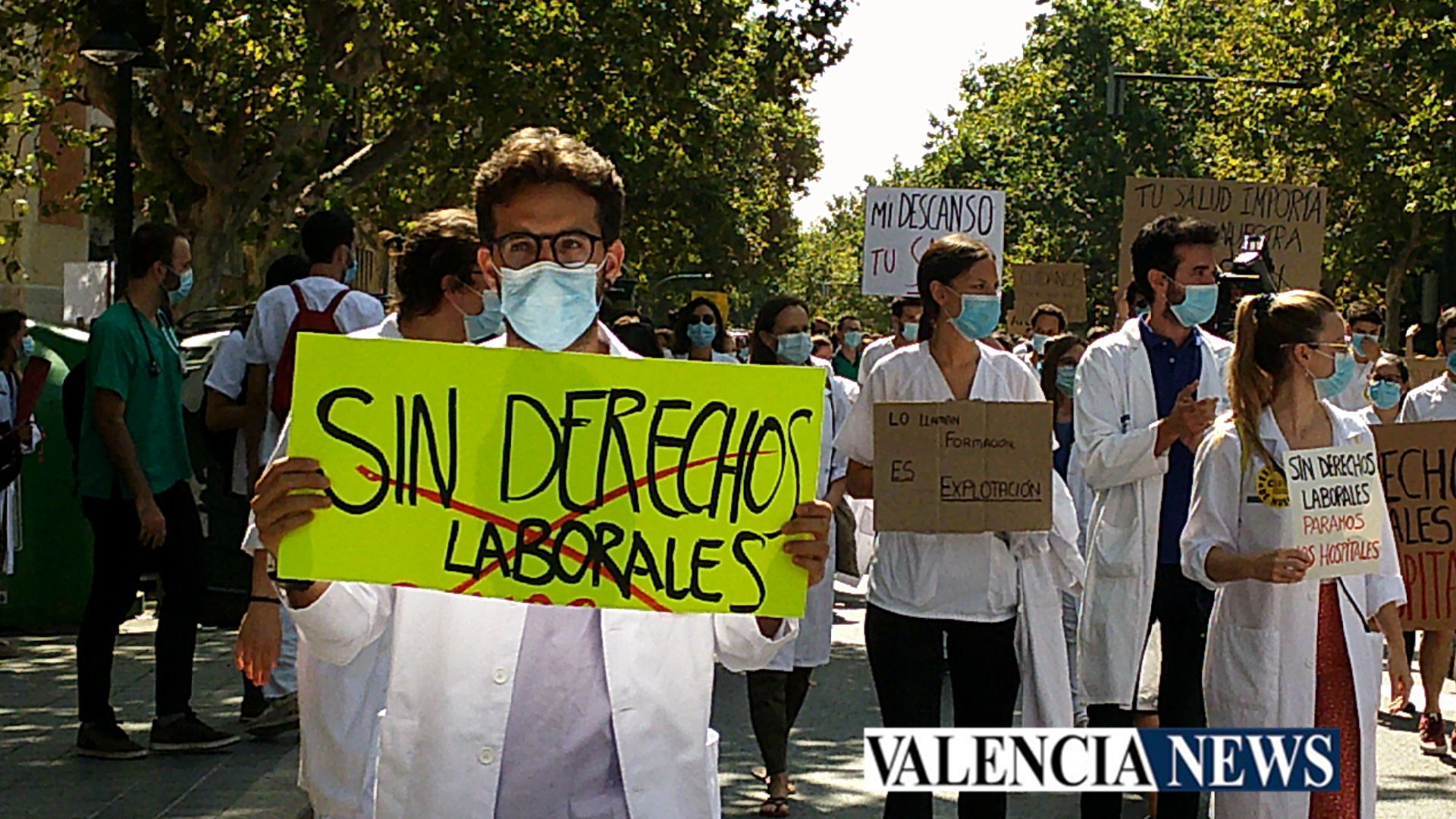 Sanidad no quiere negociar con los MIR. Ofrece un foro con la presencia de todos los sindicatos, incluídos los que no respaldan las reivindicaciones