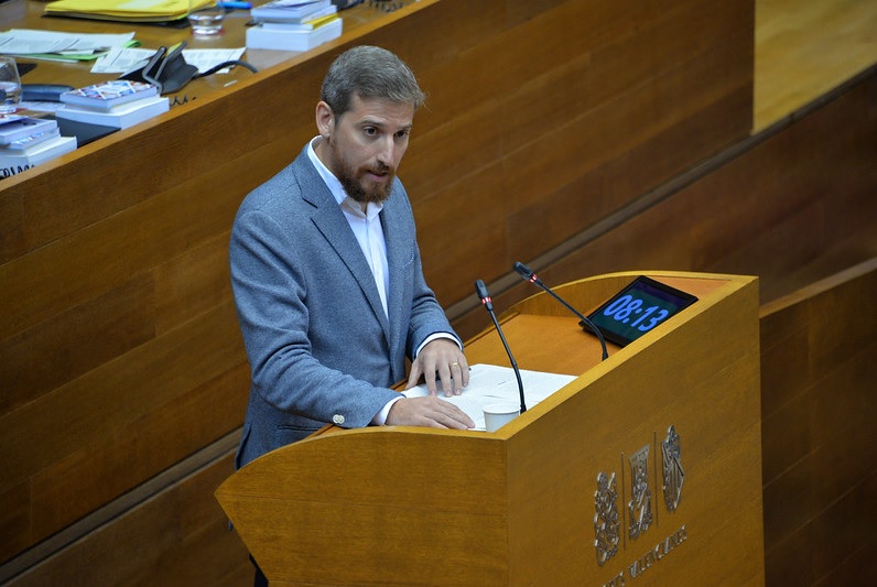 Pedro Ruiz Castell: “El Consell de Ximo Puig no permitirá que ningún estudiante tenga que dejar sus estudios por motivos económicos”