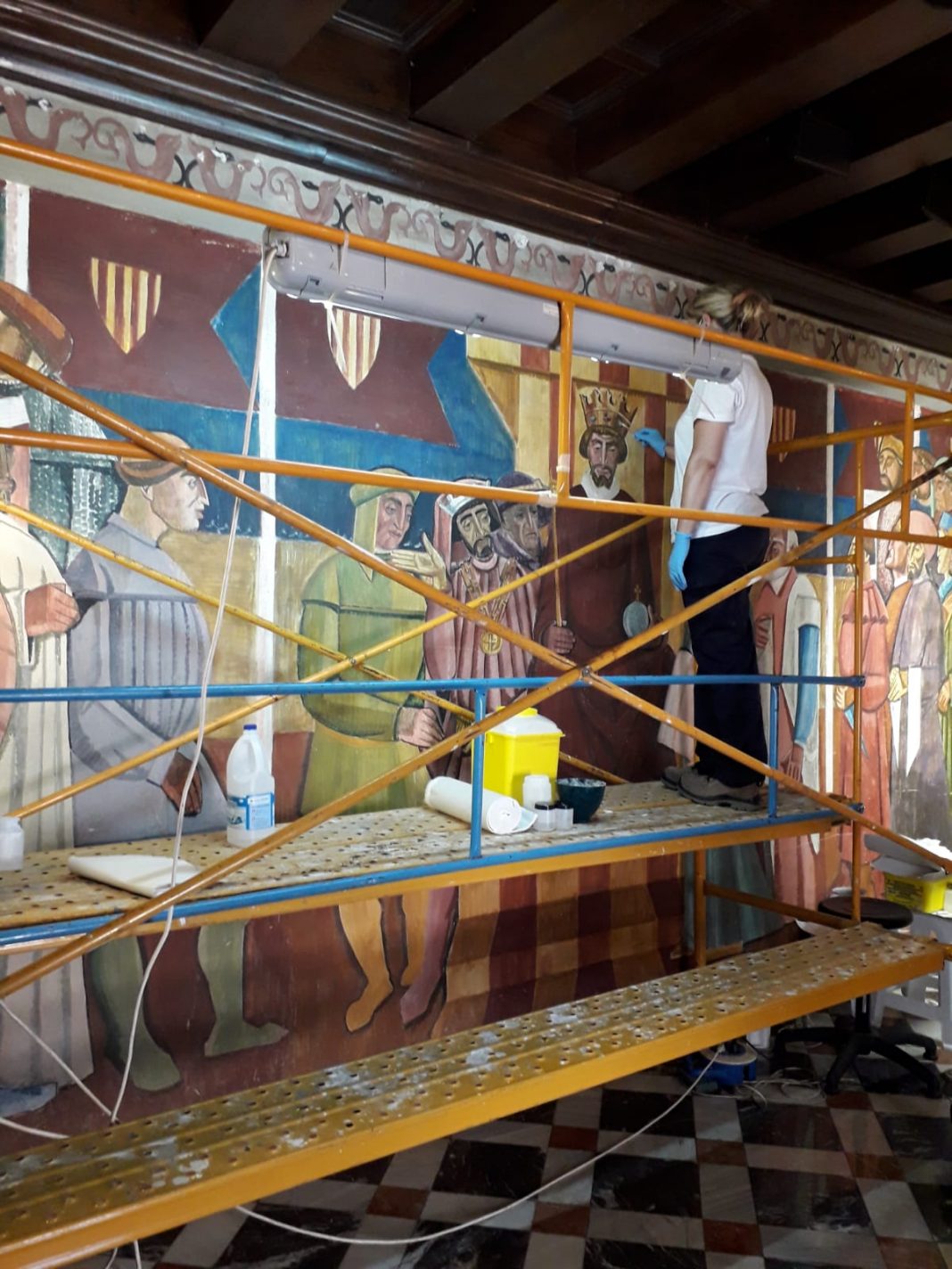 El IVCR+i restaura las pinturas cubistas de José Vento en el Palau de la Generalitat Valenciana