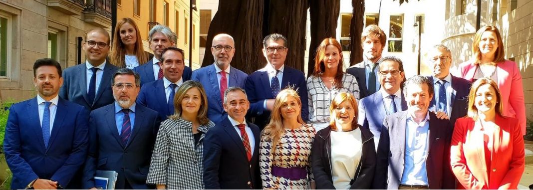El PPCV denuncia que la izquierda valenciana rechaza apoyar el sector turístico en Les Corts