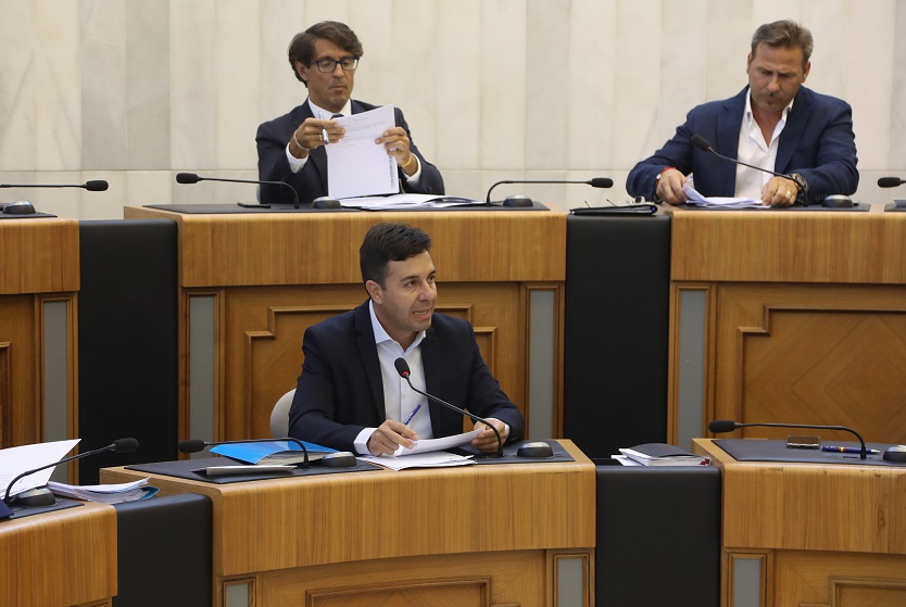 La Diputación de Alicante destina 2,7 millones para dotar a los municipios de vehículos eléctricos en su apuesta por una provincia más sostenible