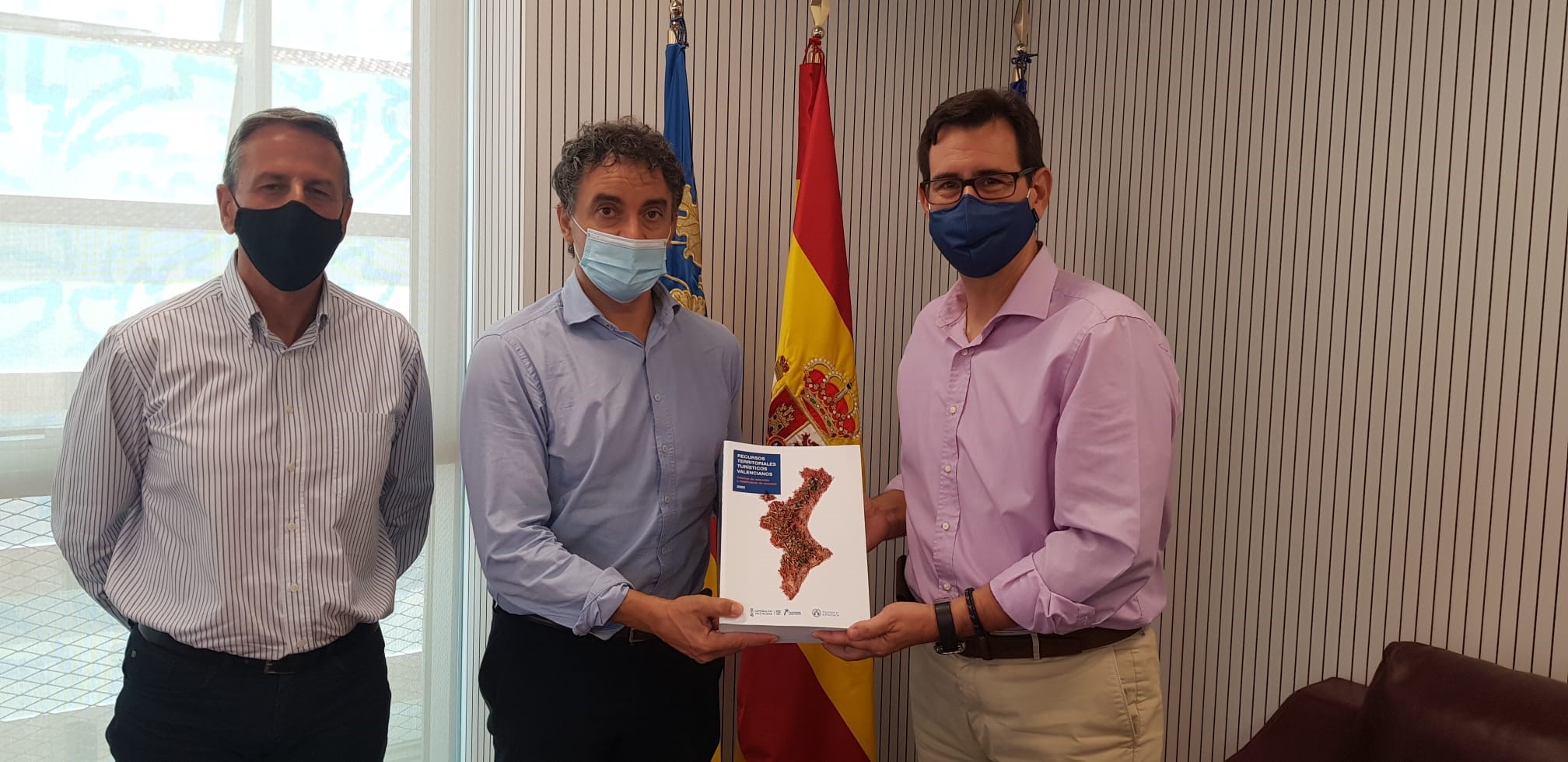 Turisme y la UV recogen en un catálogo los recursos turísticos de la Comunitat Valenciana para impulsar su promoción y protección