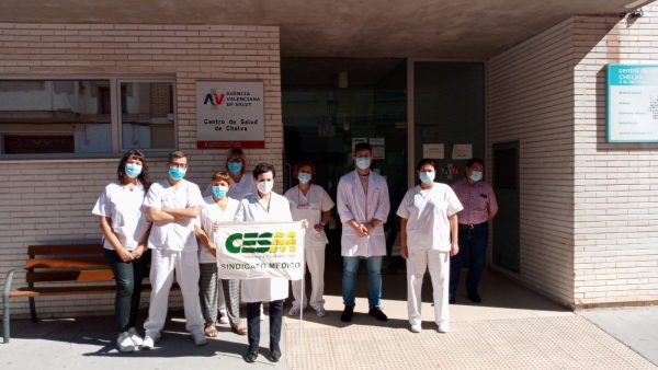 Sanitat retrasa la apertura de Urgencias extrahospitalarias dos horas sobrecargando la Atención Primaria