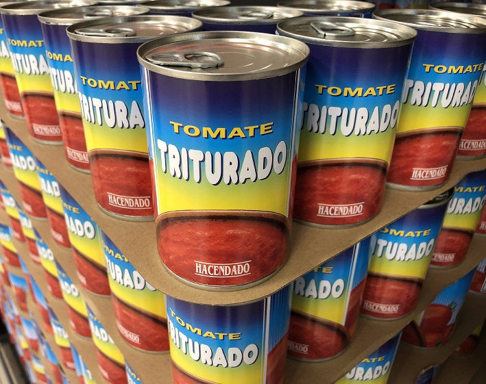 Mercadona compre 180.000 toneladas de tomate español de pera para venderlo en conservas