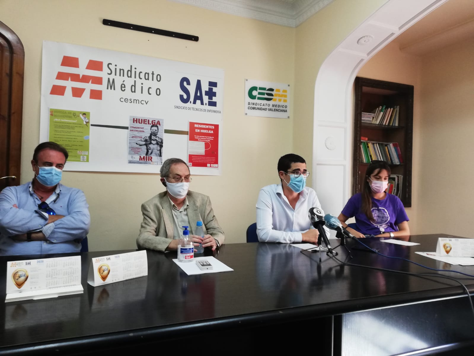 El Sindicato Médico y los MIR indignados con una Consellera a la que acusan de no parar de mentir