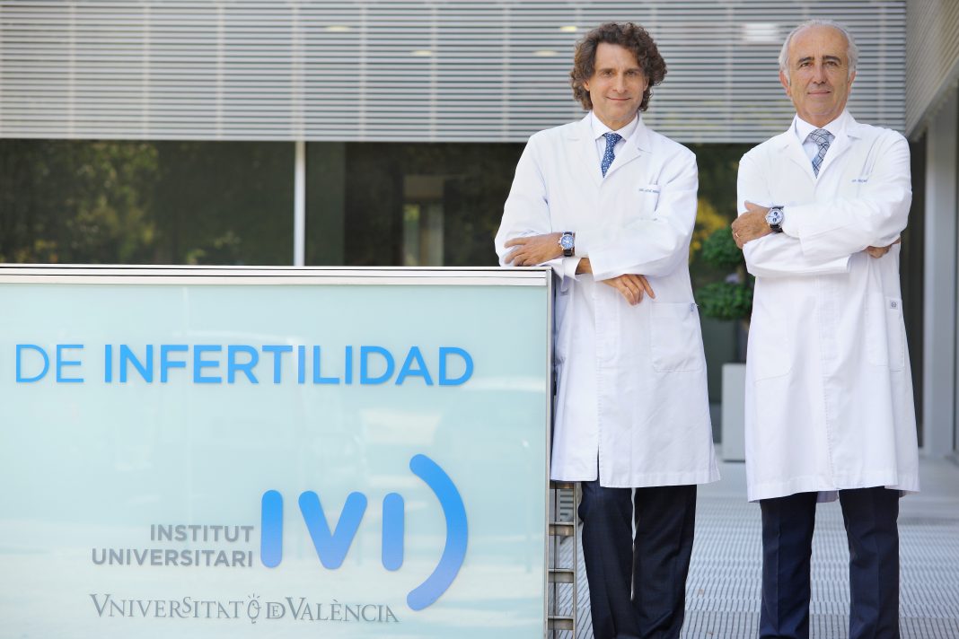 Tres investigadores valencianos premiados por sus diez años de trayectoria en la ASRMv
