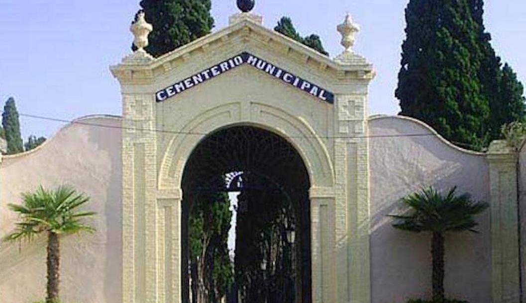 El cementerio de Alzira se adapta a las medidas higiénicas establecidas por Sanidad
