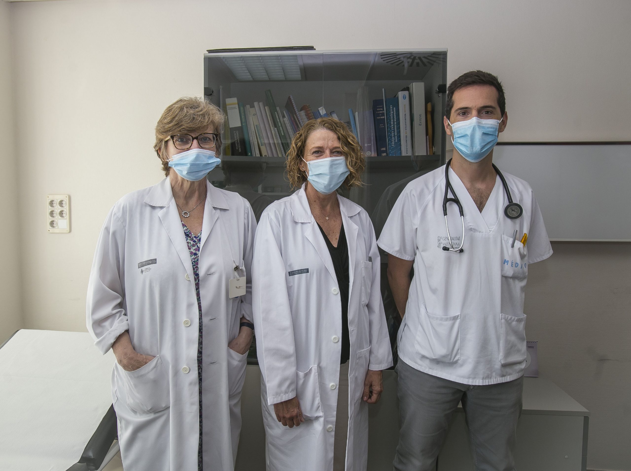 Pacientes reumáticos con fármacos biológicos no tienen riesgo de Covid-19 grave