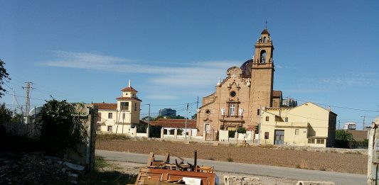 Prostitución y degradación junto a la Iglesia de La Punta