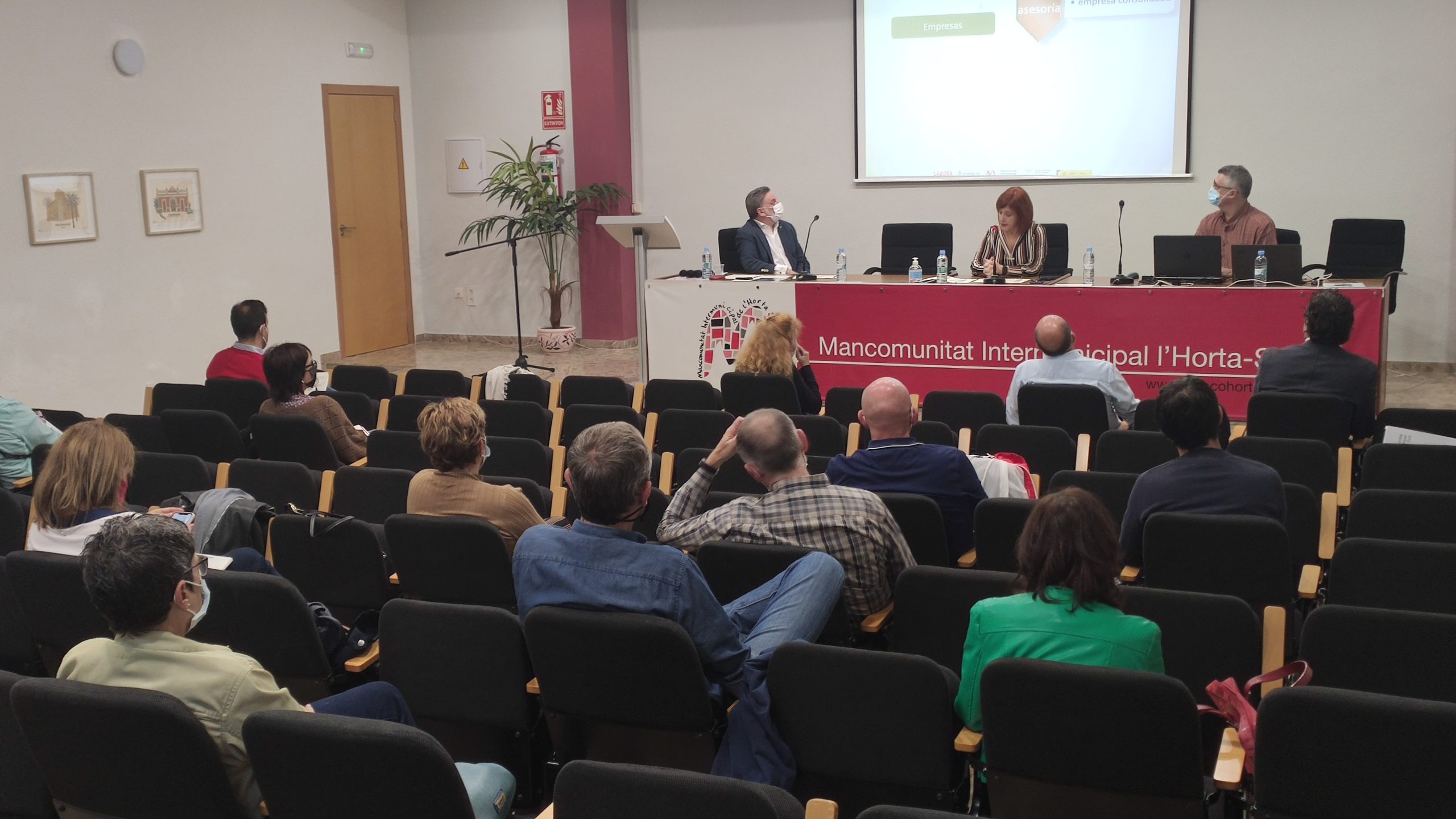 La Mancomunitat de l’Horta Sud presenta el nuevo proyecto del ACCO para contrarrestar los efectos económicos y sociales de la pandemia