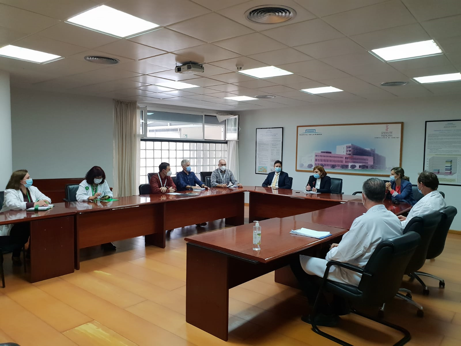 Bonig exige en Alzira que se solucione el caos en Sanidad y pide una estrategia común del Consell