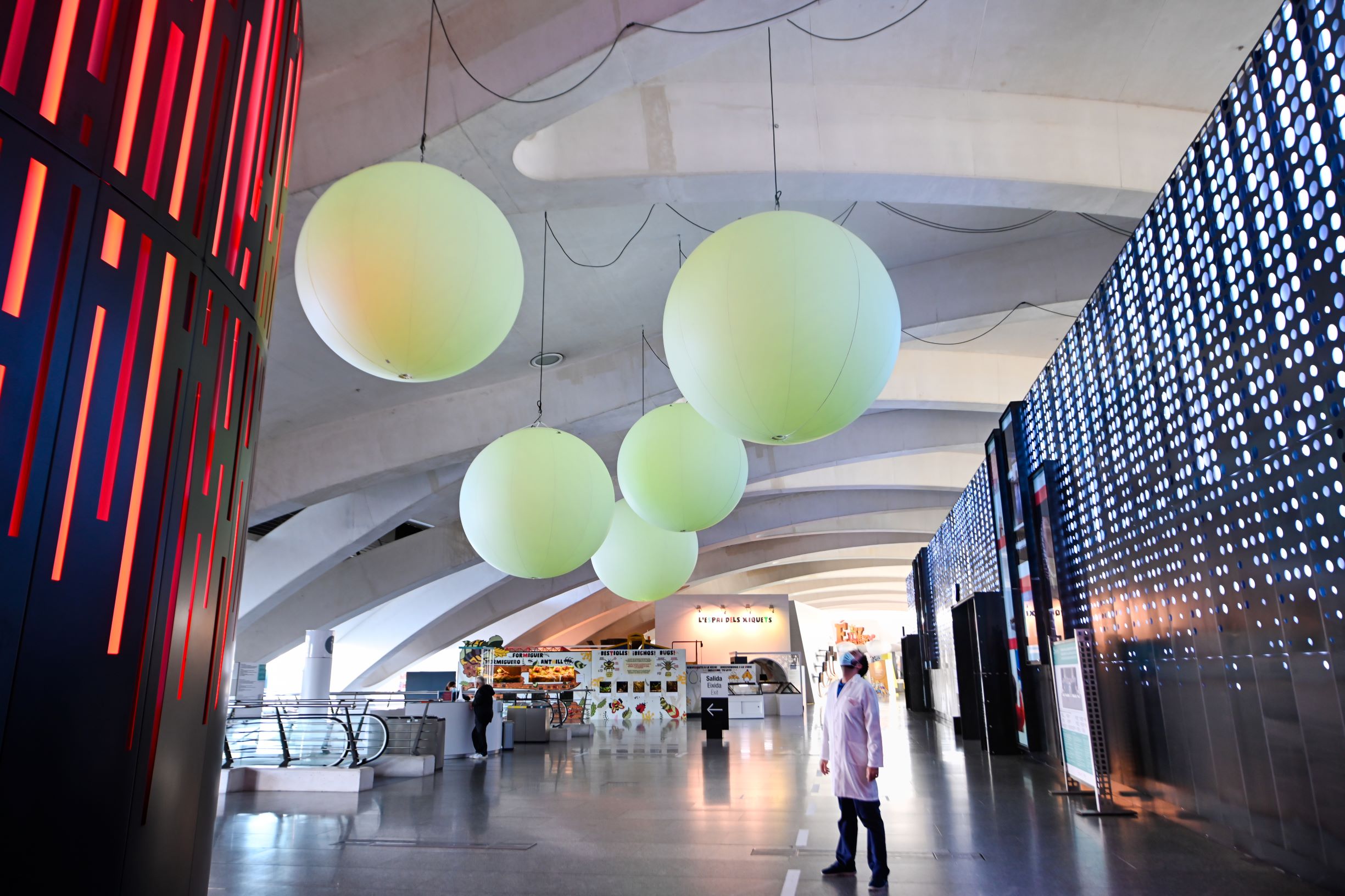 El Museo de las Ciencias estrena la instalación musical ‘Emospheras’ en la exposición ‘Play. Ciencia y música’