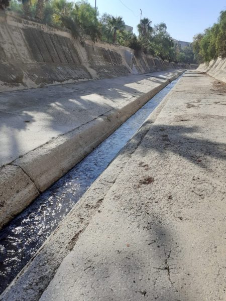 El Ayuntamiento de Elda y Fobesa realizan una nueva limpieza del cauce del río Vinalopó y retiran cerca de 4 toneladas de enseres y basura