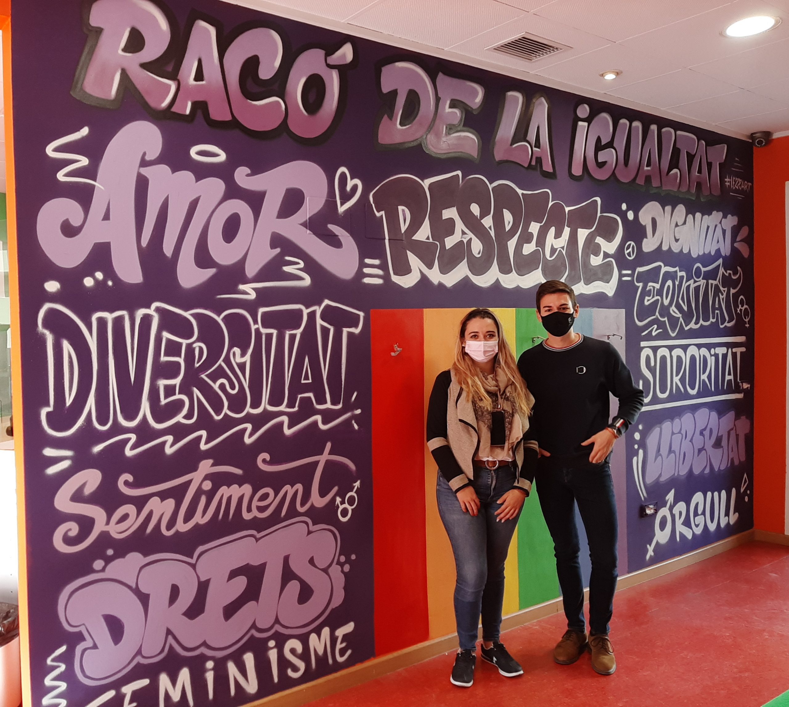 La Biblioteca Pública de Almussafes renueva su Rincón de la Igualdad