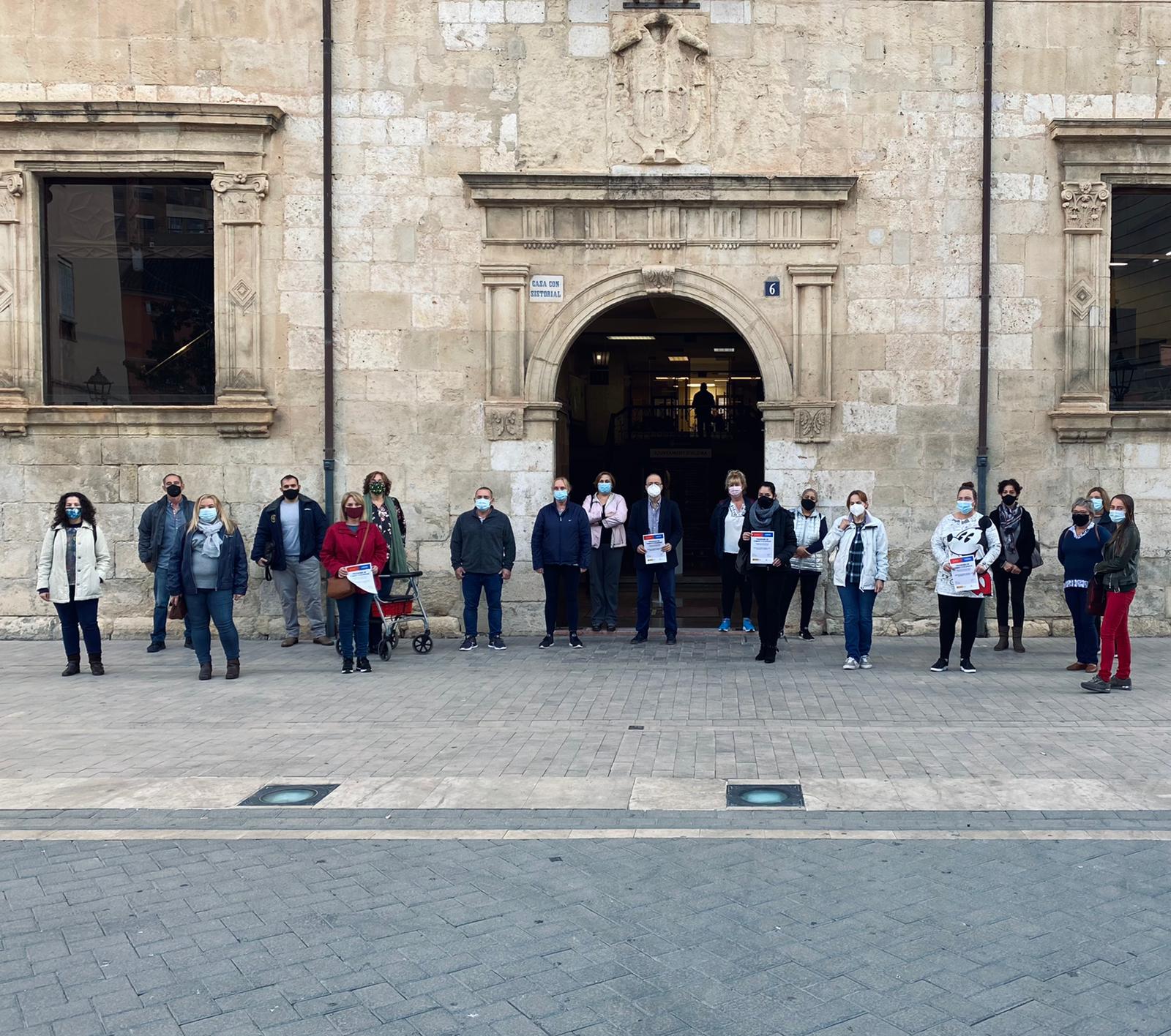 El Ayuntamiento de Alzira mujer la bienvenida a 30 personas del plan de ocupación Ecovid de LABORA