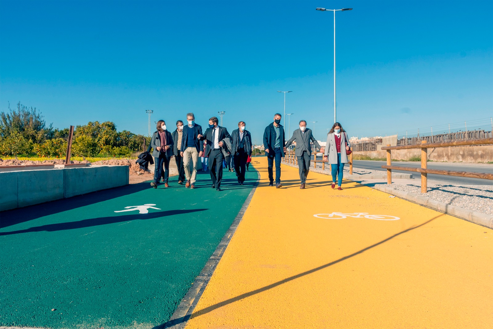 Obras Públicas finaliza la vía ciclopeatonal entre la Pobla de Farnals y la V-21 con una inversión de más de 2,6 millones de euros