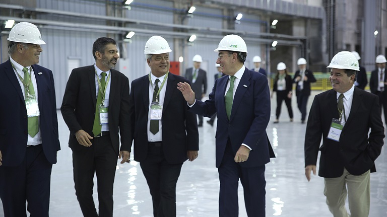 Iberdrola acelera su apuesta por Brasil con la adquisición de la distribuidora de Brasilia por 400 millones de euros