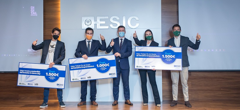 Esic y Caixa Popular entragan los premios a la Iniciativa emprendedora y el Investors and Demo Day