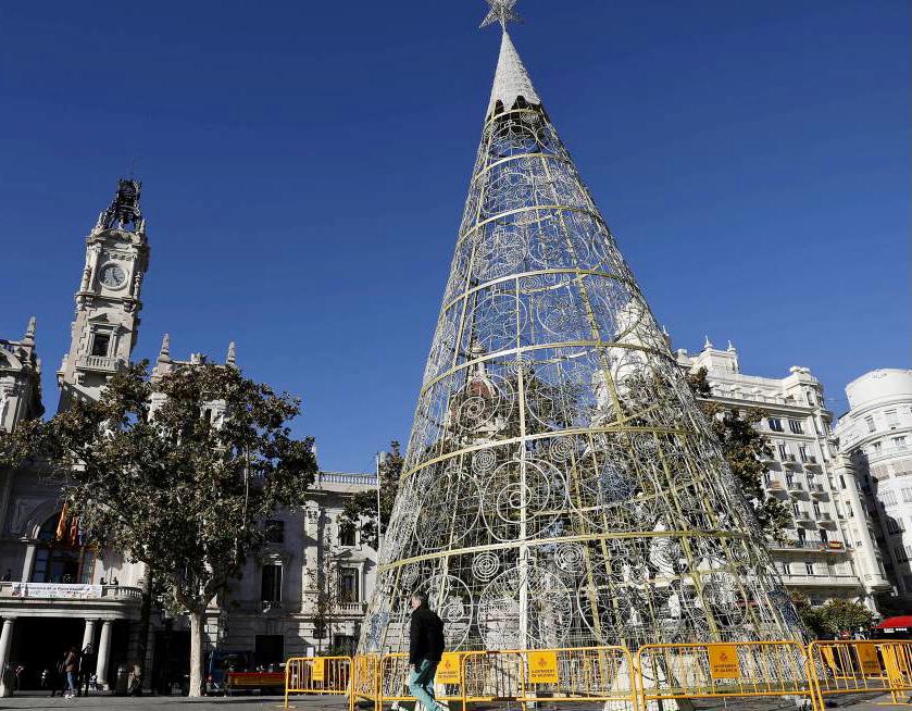 Arbol de Navidad del Ayuntamiento de Valencia 2018. ValenciaNews