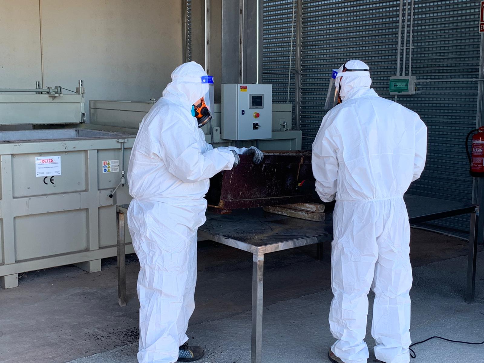 El cementerio de Alzira dispone de un incinerador para la destrucción de restos funerarios