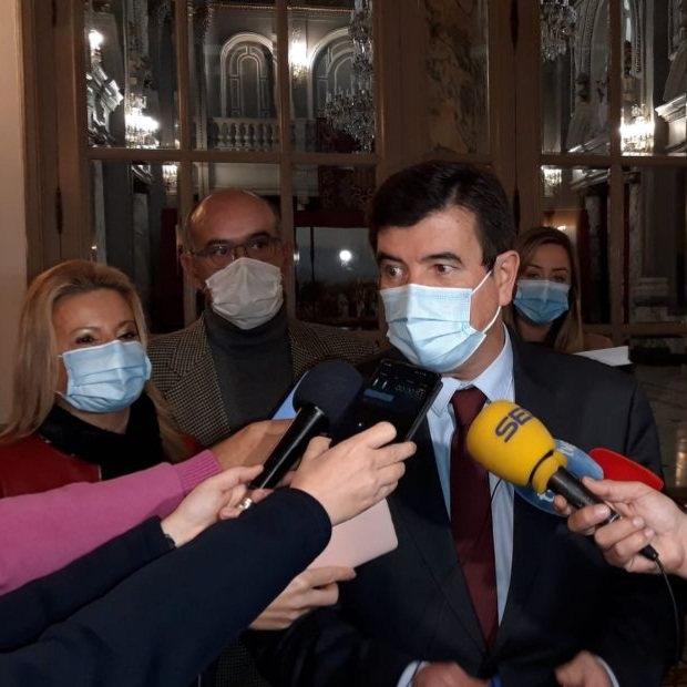 Fernando Giner reclama a Ribó las ambulancias medicalizadas que prometió pedir a la Generalitat para atender al Palmar y El Perellonet