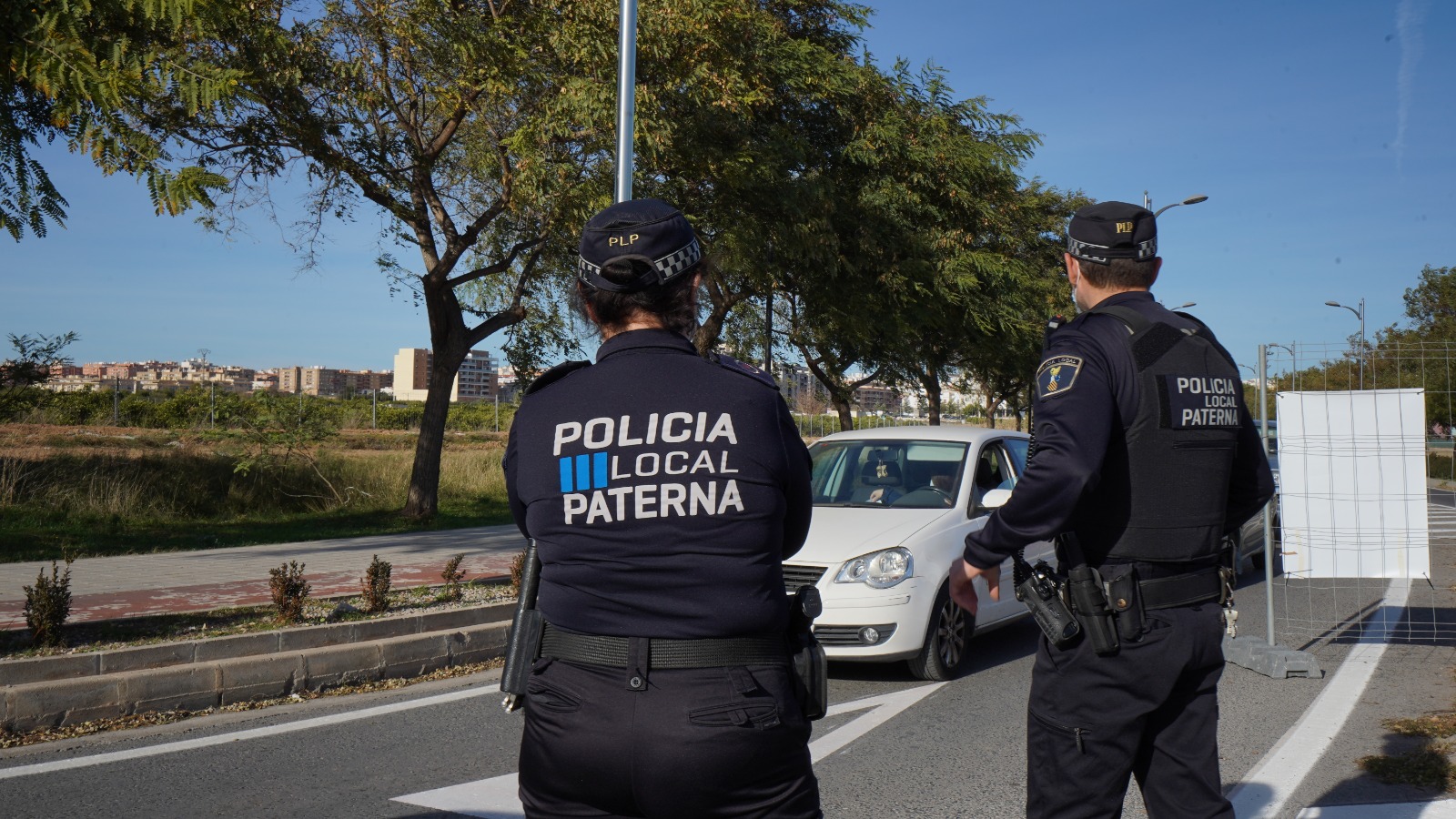 Paterna controla 3.000 vehículos e impone más de cien multas el primer fin de semana de cierre perimetral
