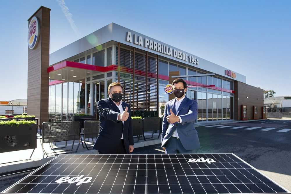 Burger King España y EDP instalarán placas solares en más de 300 restaurantes