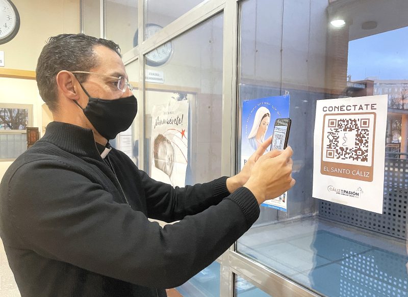 El Arzobispado de Valencia crea un código QR para promocionar el Santo Cáliz